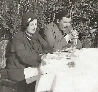 Edward and Sylvia, about 1934, at Menton, on the French Riviera